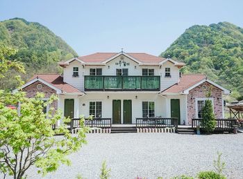 Отель Danyang Wood Scented Pension Экстерьер фото